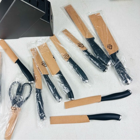 HENCKELS Silvercap Razor-Sharp 14-Piece Knife Set, Chef Knife, Paring - Picture 2 of 6